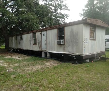 Country Manor Mobile Home Park