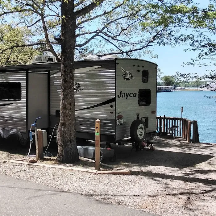 Hartwell Lakeside KOA Holiday Picture 9