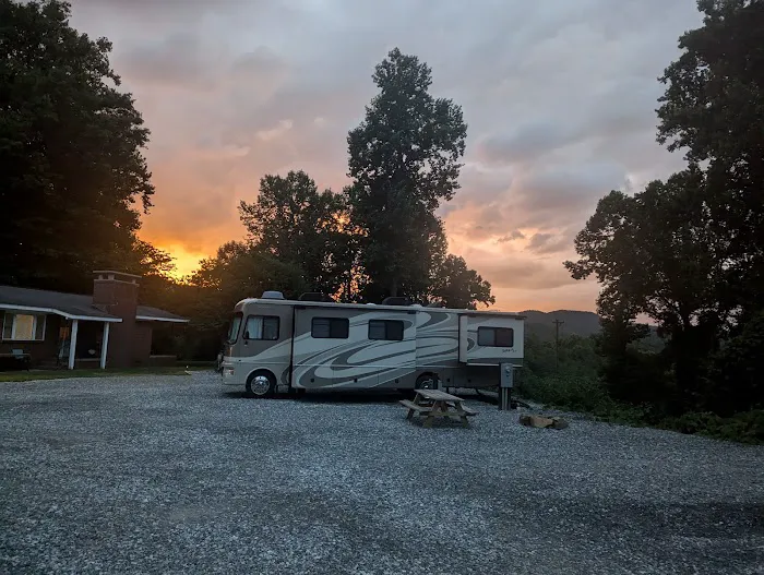 Nantahala Ridge Campground Picture 5