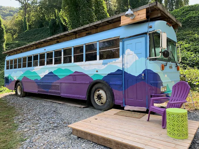 Gorgeous Stays (Camping, Tiny Homes, & Unique Stays) Picture 5