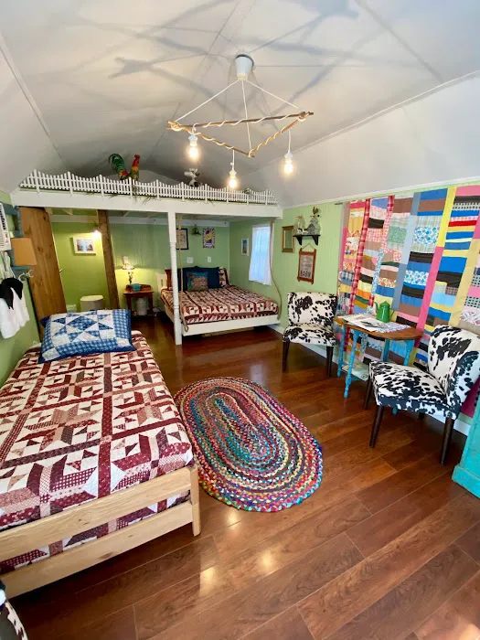 Gorgeous Stays (Camping, Tiny Homes, & Unique Stays) Picture 9