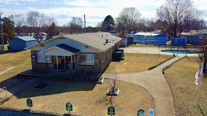 Green Acres Mobile Home Park Picture 7