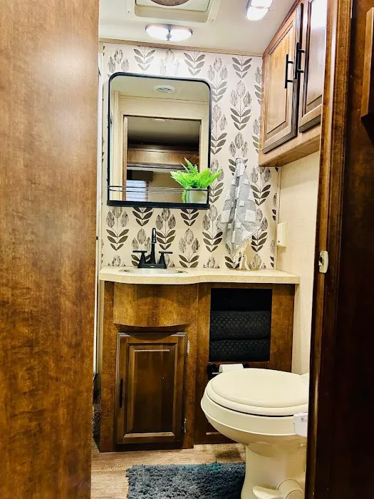 Son And father rv rental Picture 3