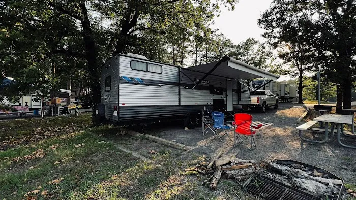 Son And father rv rental Picture 1
