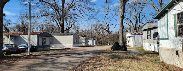 Pecan Circle Picture 5