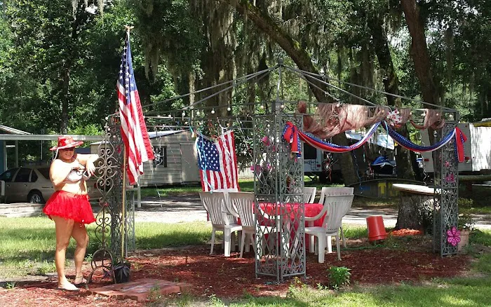 Tharp's Camp Cedar (Office) Picture 2