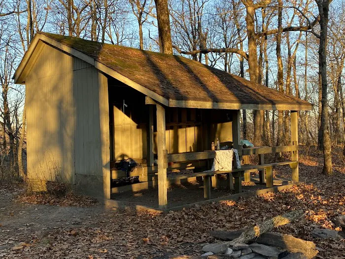Blue Mountain Shelter Picture 8