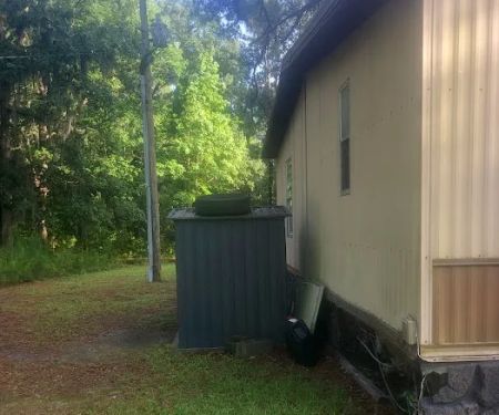 Trailers / Mobile Homes