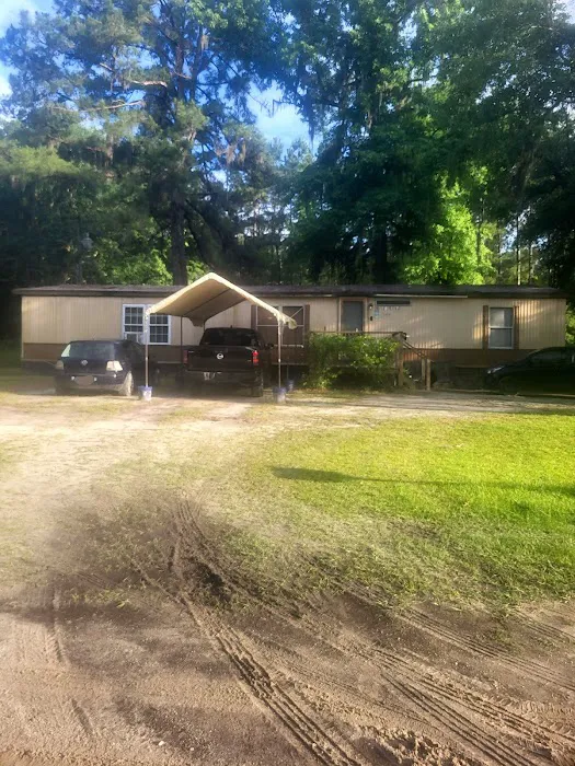 Trailers / Mobile Homes Picture 2