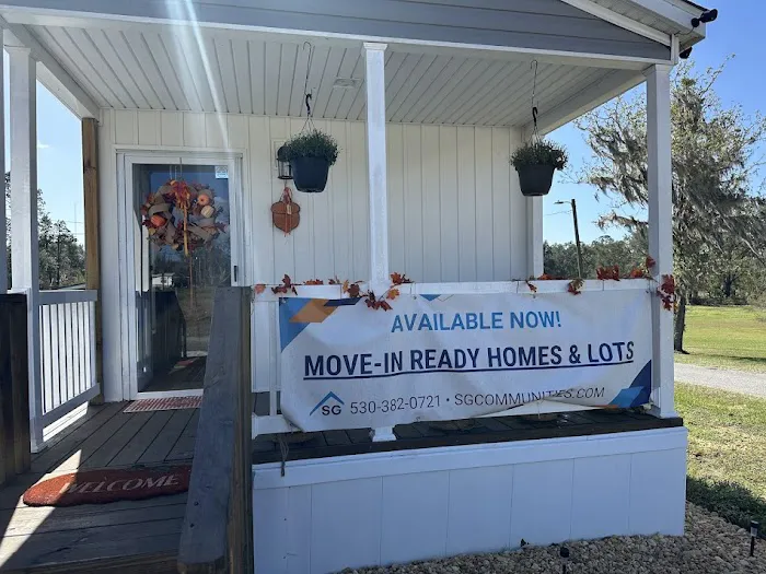 Live Oak Pines Mobile Home Park Picture 4