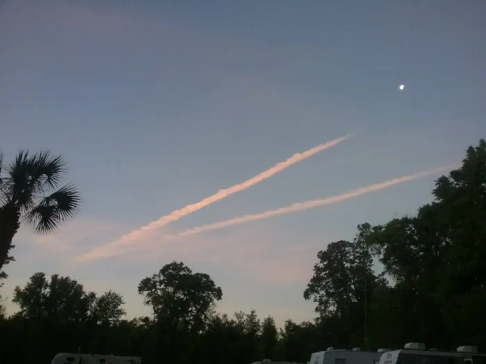 Futter's 4 Oaks RV Park Picture 2