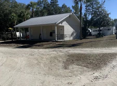Futter's 4 Oaks RV Park