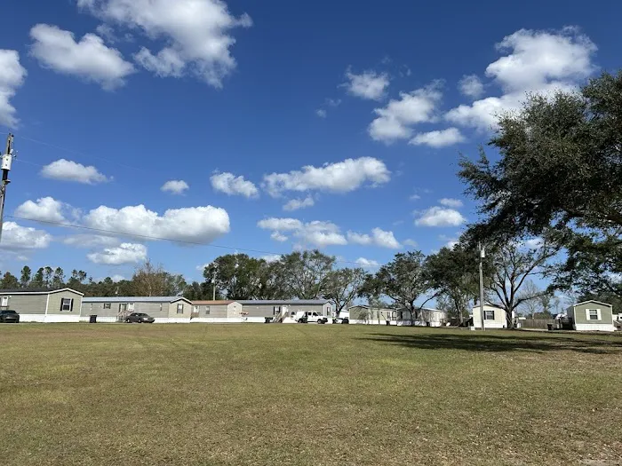 Quail Hollow Mobile Home Park Picture 9