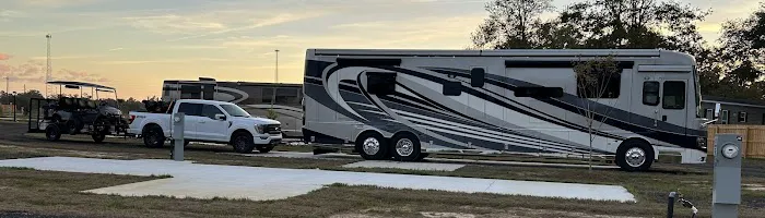 The Station RV Resort Picture 6