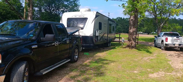 Tombigbee River RV Park Picture 3