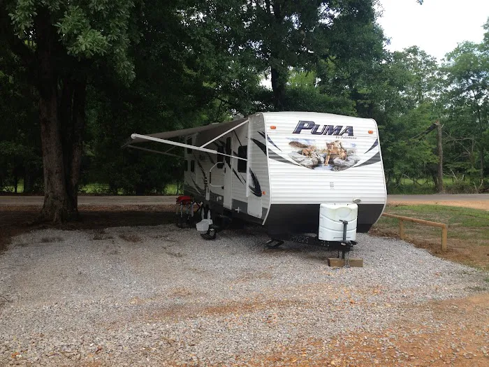 Country Dogs RV Park Picture 7