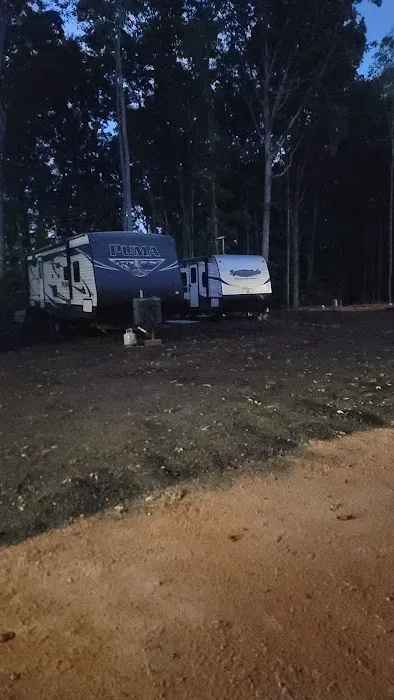 Peaceful Oaks RV Park Picture 7