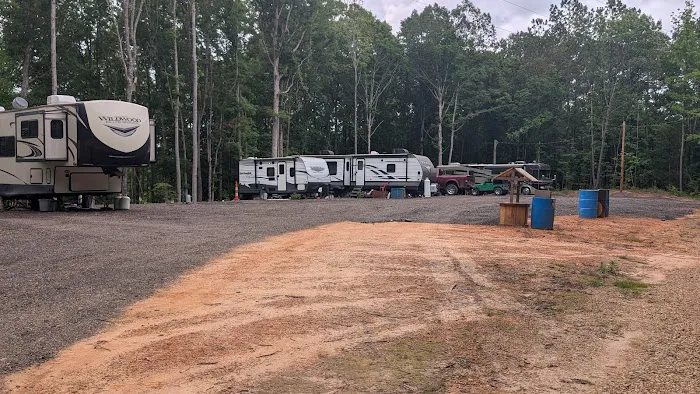 Peaceful Oaks RV Park Picture 1