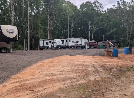 Peaceful Oaks RV Park