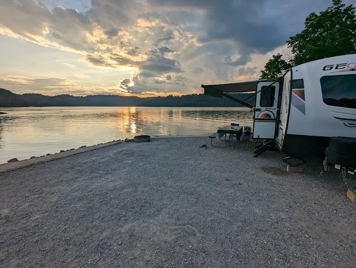 Obey River Campground Picture 4
