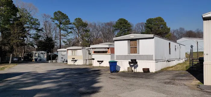 Edgewood Mobile Home Park Picture 2