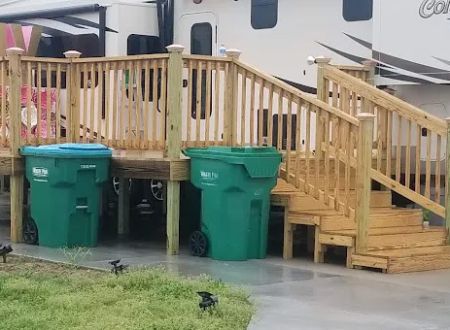 Oakhaven Village Mobile Home Community