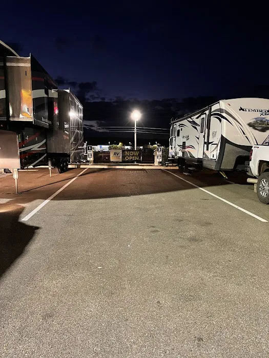 Love's RV Hookup Picture 2