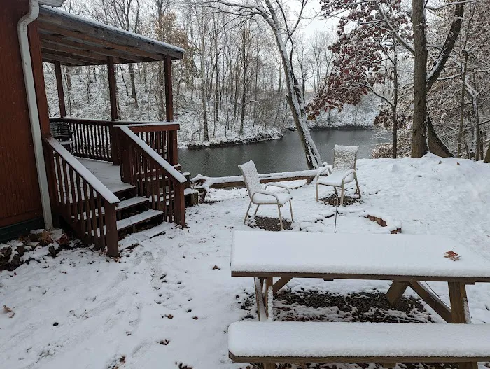 Camp Safe Haven/ Earthbound lodging Picture 2