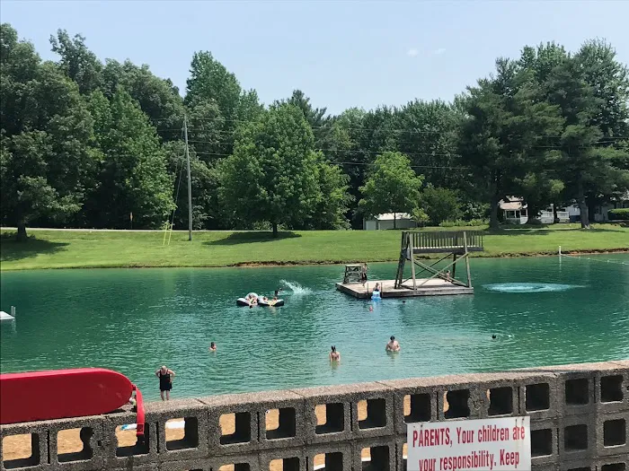 Windy Hollow Campground(camp*fish*swim) Picture 6