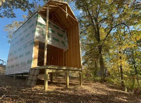Mammoth Cave BaseCamp - Cabins & Glampground