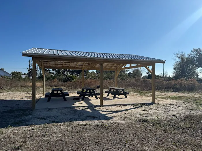 Isle of View Mobile Home Community Picture 4