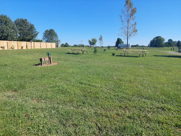 Noble Pine Cabins, Glamping, & Horse Camp Picture 6