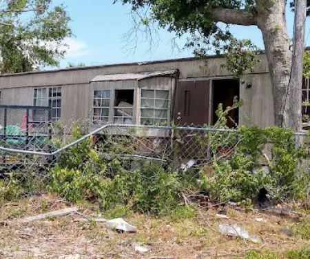 Circle J Trailer Court
