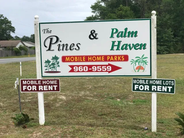 Pines/Palm Haven Mobile Home Park Picture 2