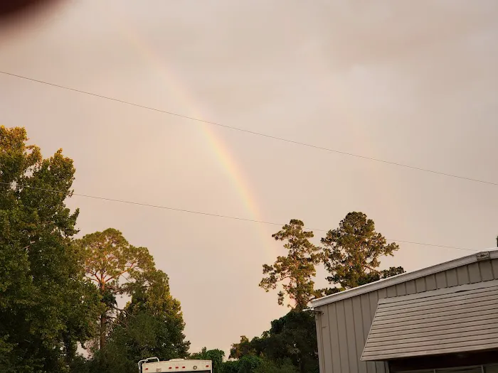 Lakeside Travel RV Park Picture 8