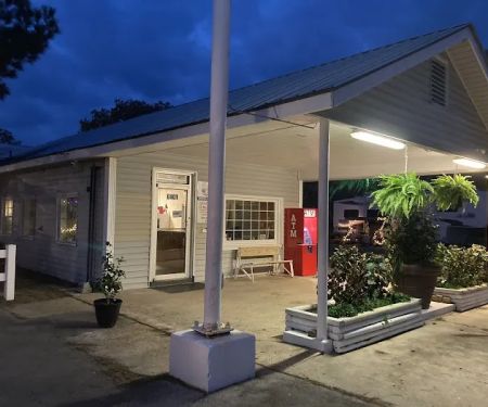 Lakeside Travel RV Park