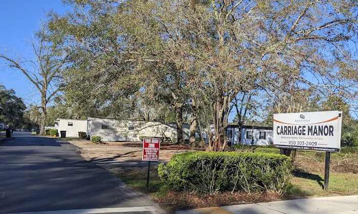 Carriage Manor Mobile Home Community Picture 3