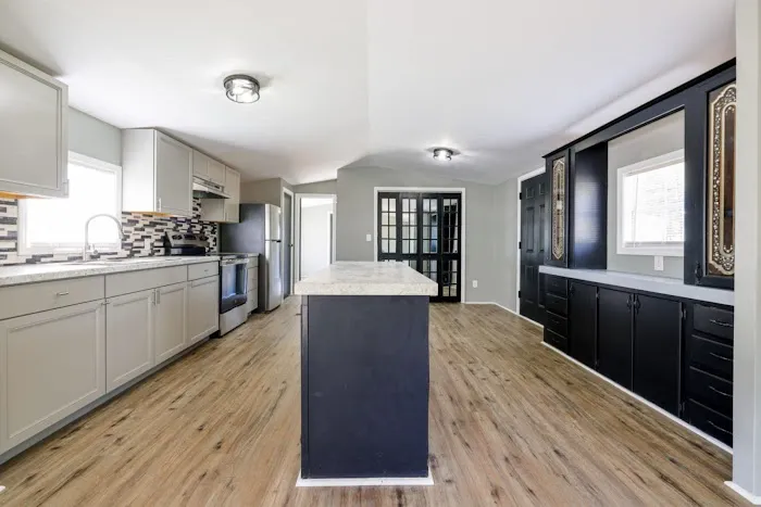 Friendly Place Rentals Picture 7