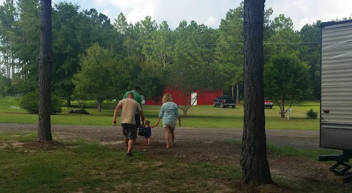 Sapphire Island Camping & RV Park Picture 6