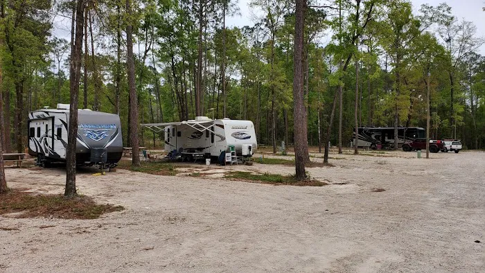 Black Creek RV Park Picture 6