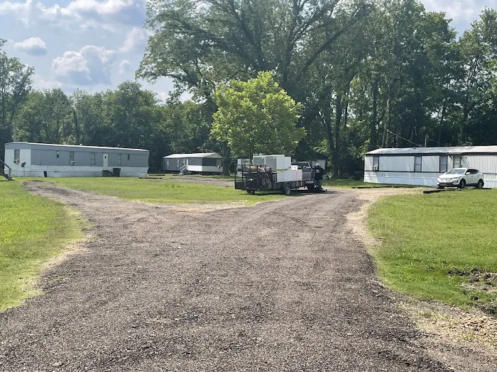 Lucious Mobile Home Rentals Picture 3
