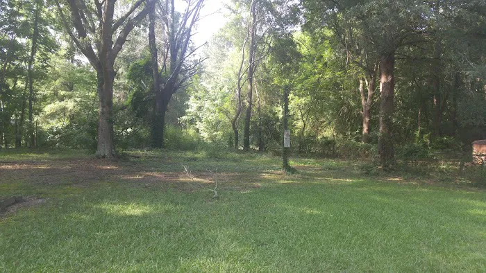 Lakeside Park Mobile Home Community Picture 8