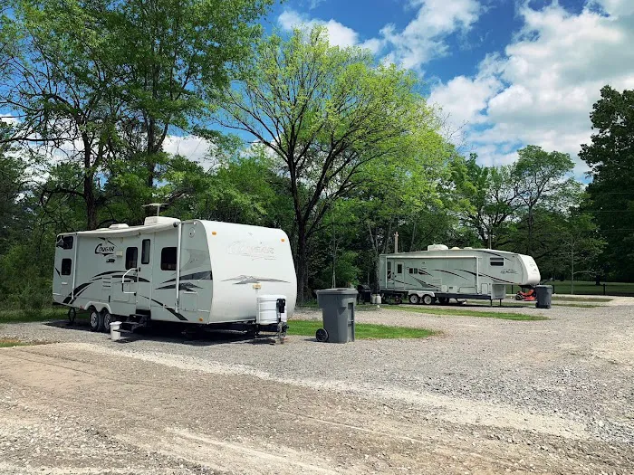 Horseshoe RV Park Picture 9