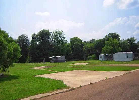 University Hills Mobile Home Park Picture 2