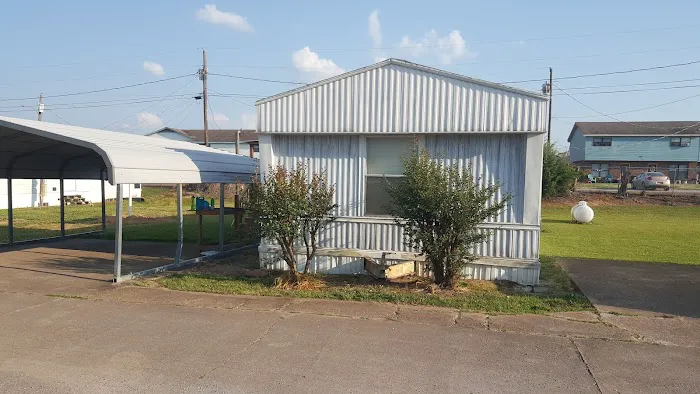 Bulldog Mobile Home & RV Park LLC Picture 4