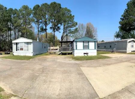 Bulldog Mobile Home & RV Park LLC