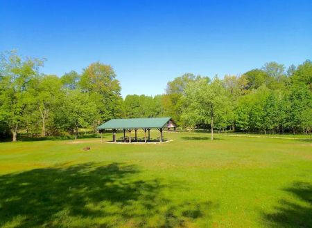 Ludington East / Pere Marquette River KOA Holiday