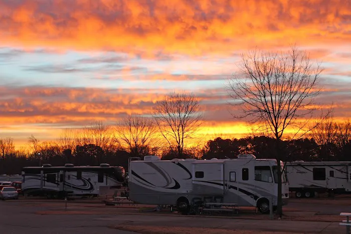 Sun Retreats Horn Lake Picture 4