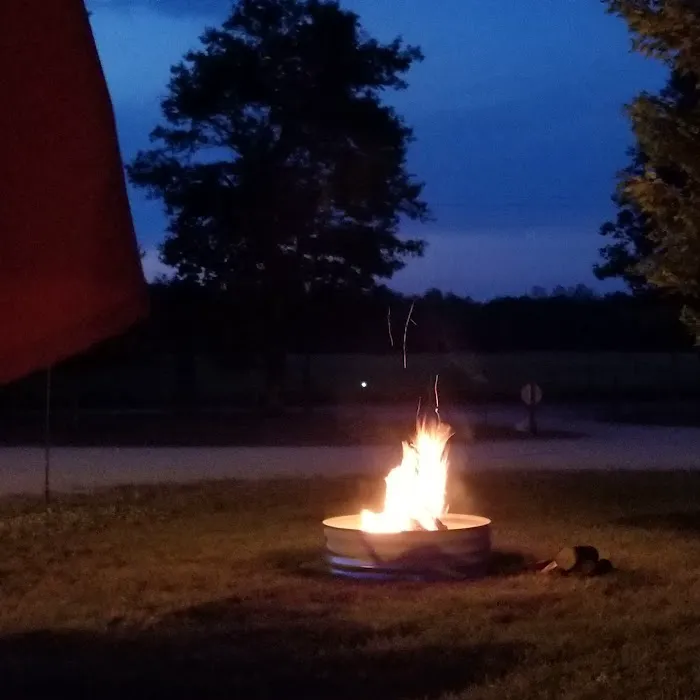 Irons RV Park & Campground Picture 9
