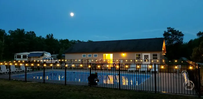 Irons RV Park & Campground Picture 5